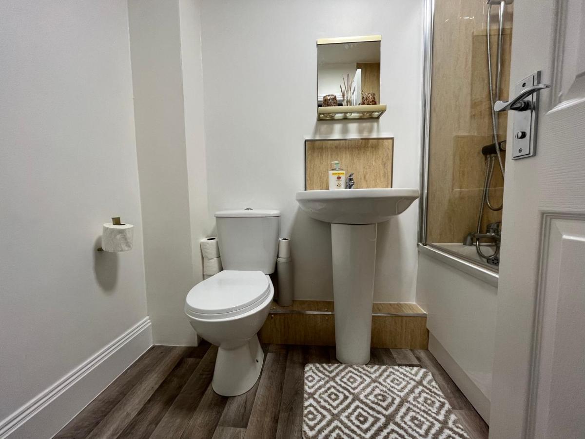 York Centre 2 Bedroom Renovated Flat, 8 Escrick Street Ngoại thất bức ảnh